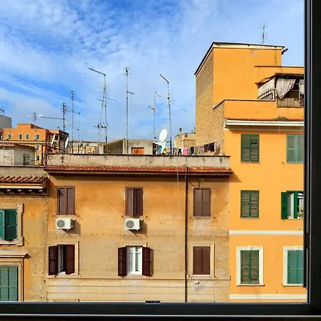 Torpignattara Apartment